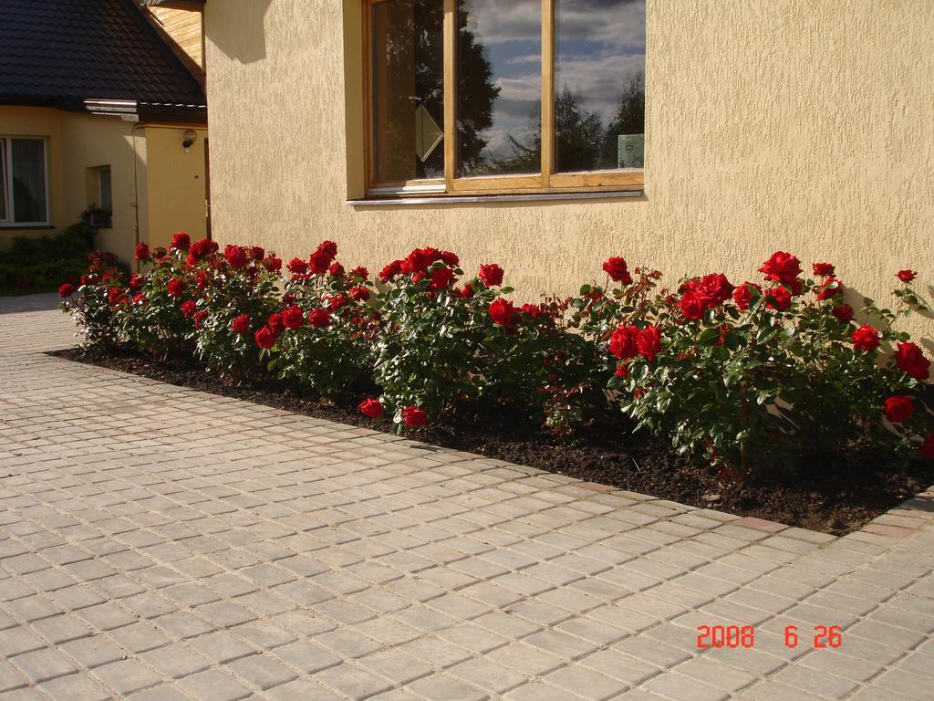 Brivdienu Majas Parupes Bauska Exterior photo
