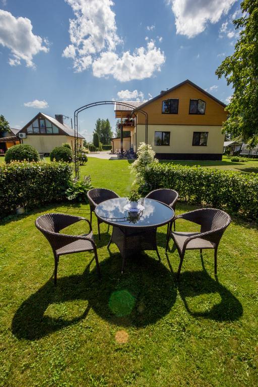Brivdienu Majas Parupes Bauska Exterior photo