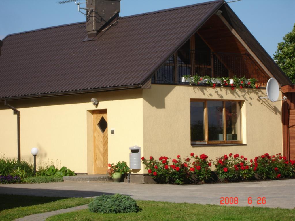 Brivdienu Majas Parupes Bauska Exterior photo